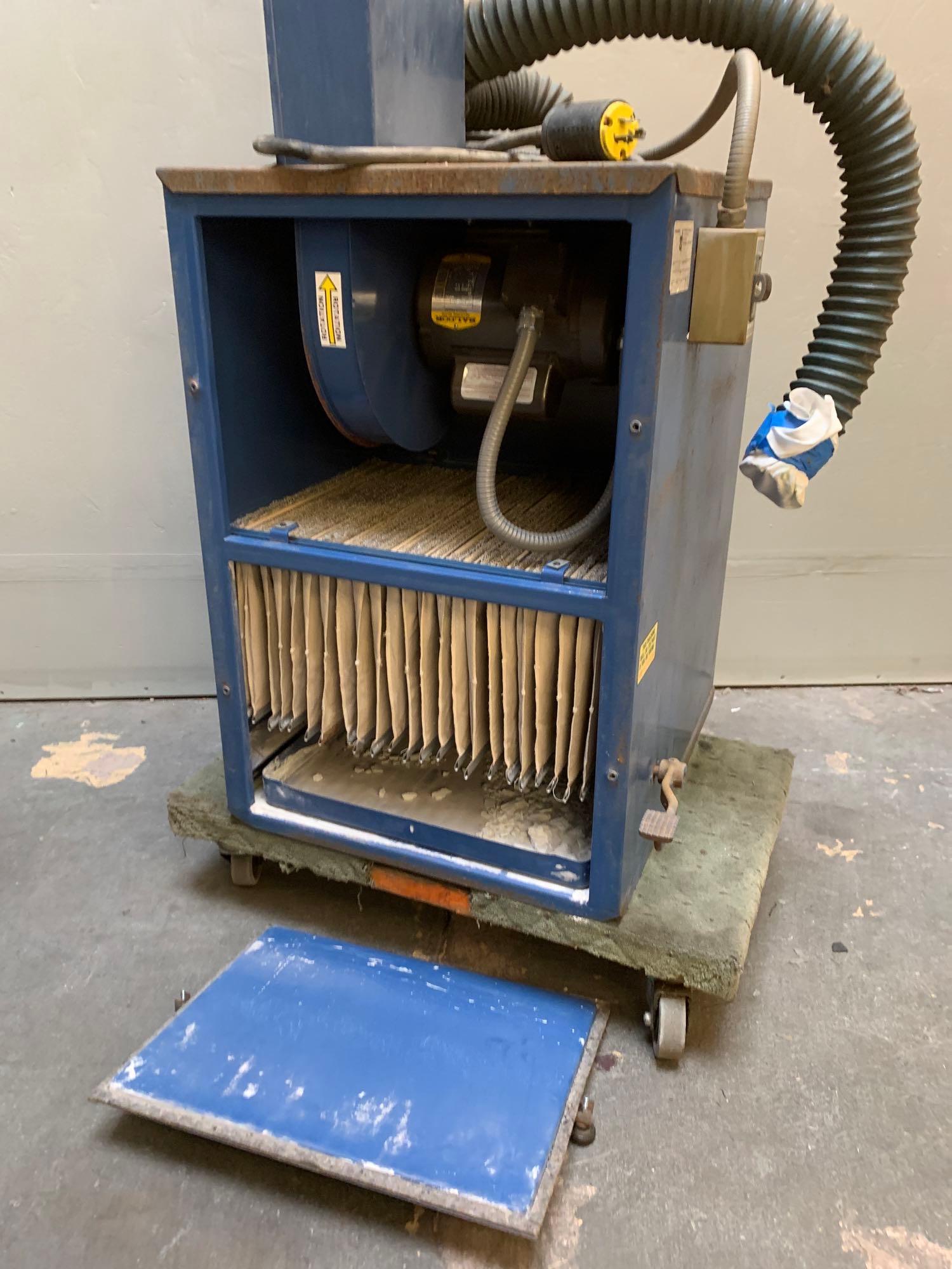 Donaldson Torit 64 Dust Collector Filtration System - 3/4hp