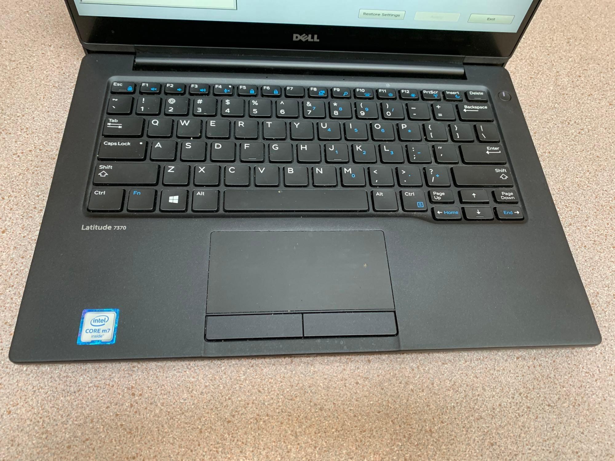 Dell Latitude 7370 Touchscreen LCD Intel m7-6Y75 1.2GHz 8GB NO HD Wifi BT Laptop