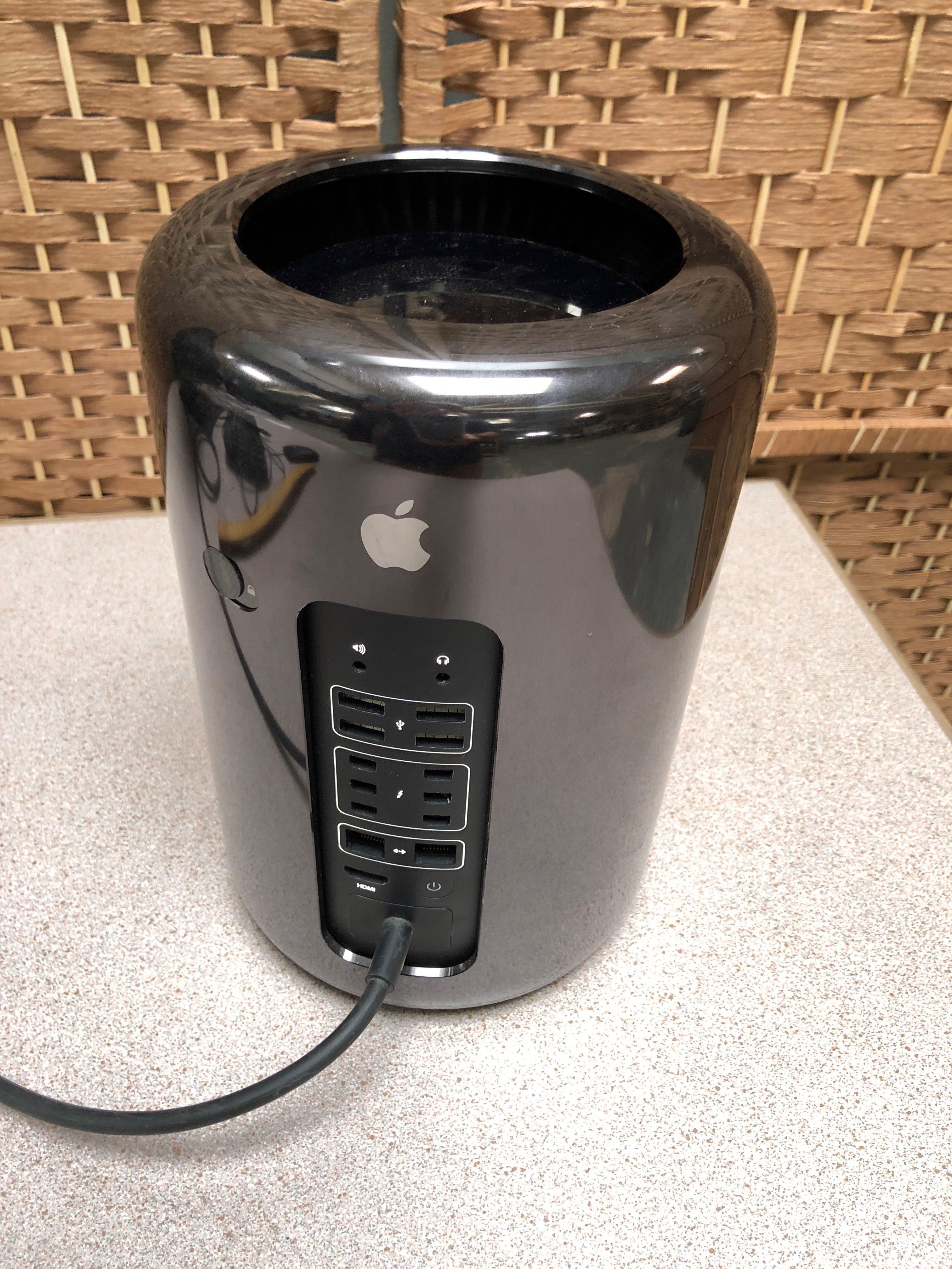 Apple Mac Pro6,1 A1481 Intel Xeon 6-Core E5 3.5GHz 16GB 251GB Big Sur workstation computer