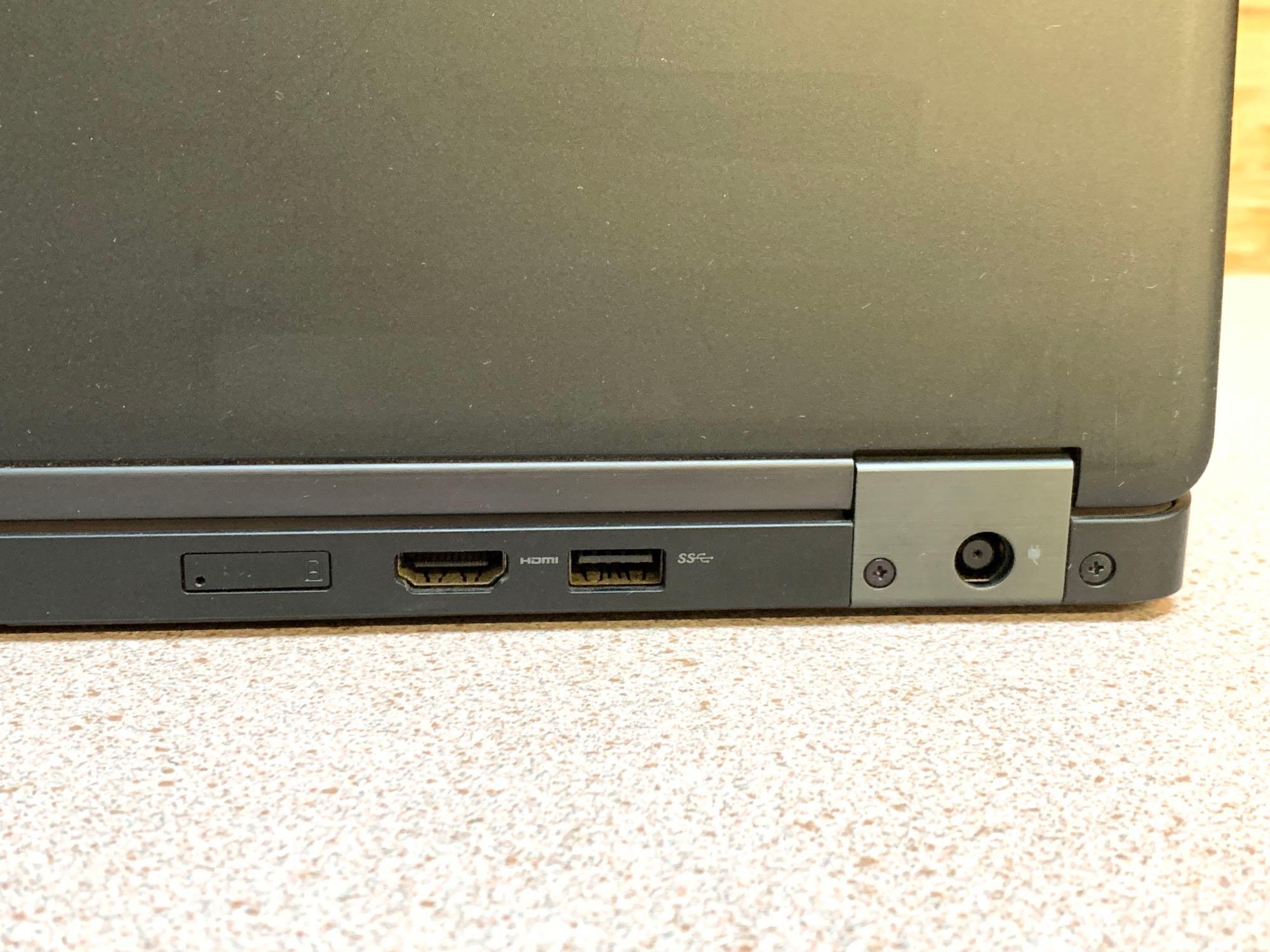 Dell Latitude 5490 14in LCD Laptop Intel i7-8650U 1.9GHz 8GB 256GB SSD Wifi / BT Win 10 Pro