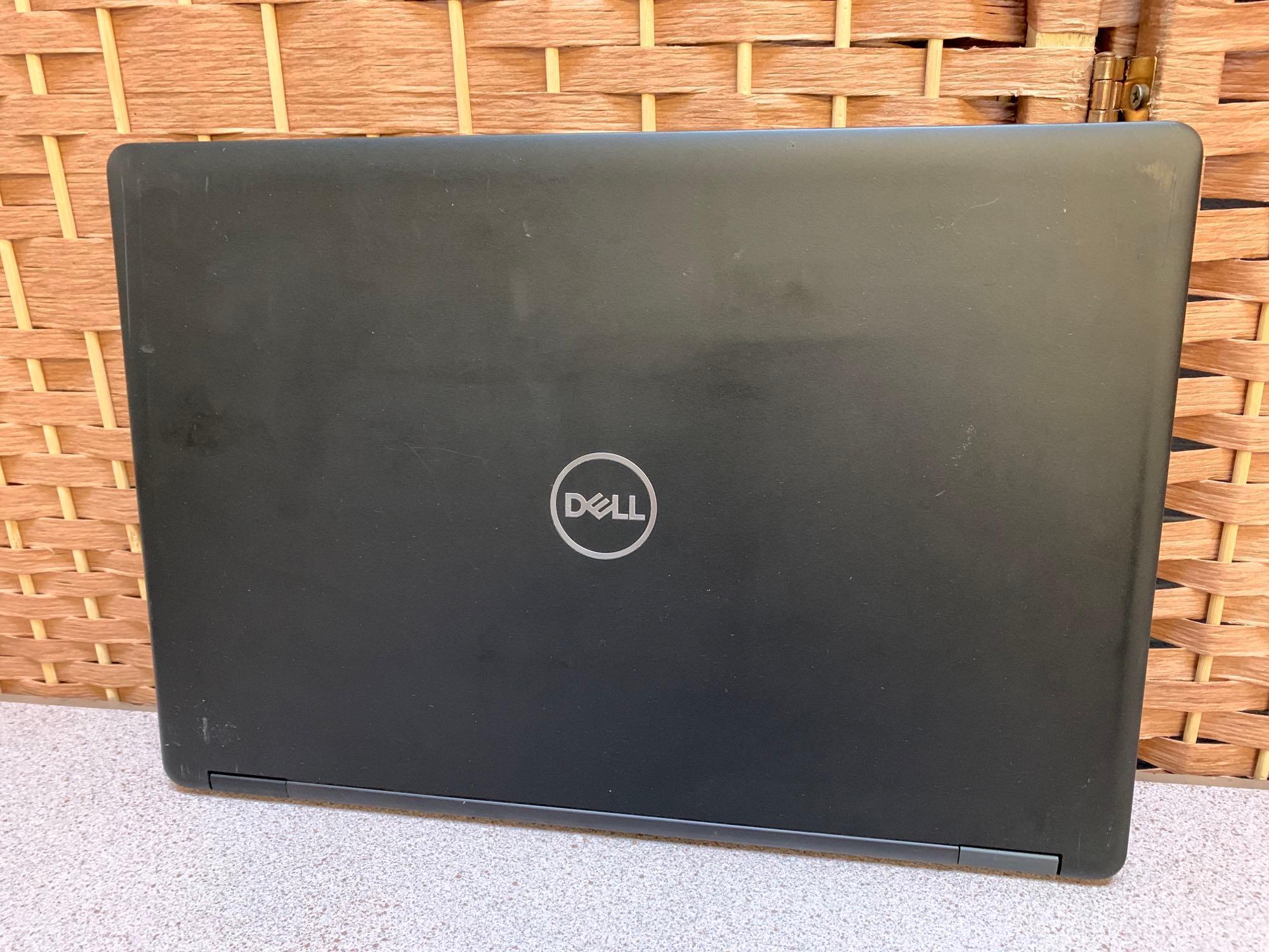 Dell Latitude 5490 14in LCD Laptop Intel i7-8650U 1.9GHz 8GB 256GB SSD Wifi / BT Win 10 Pro