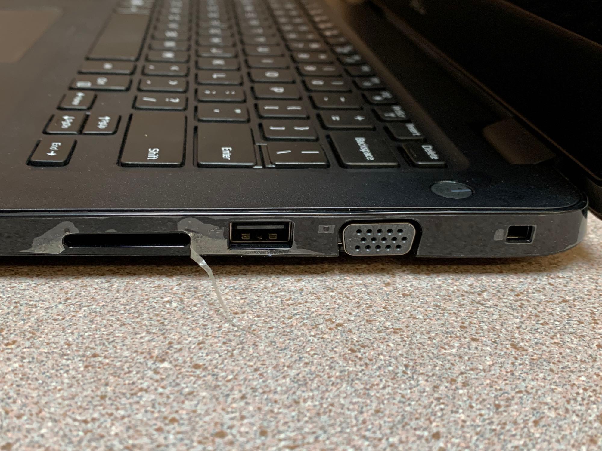 Dell Latitude 3400 14in LCD Laptop Intel i7-8565U 1.8GHz 8GB 256GB SSD Wifi/BT Win 10 Pro