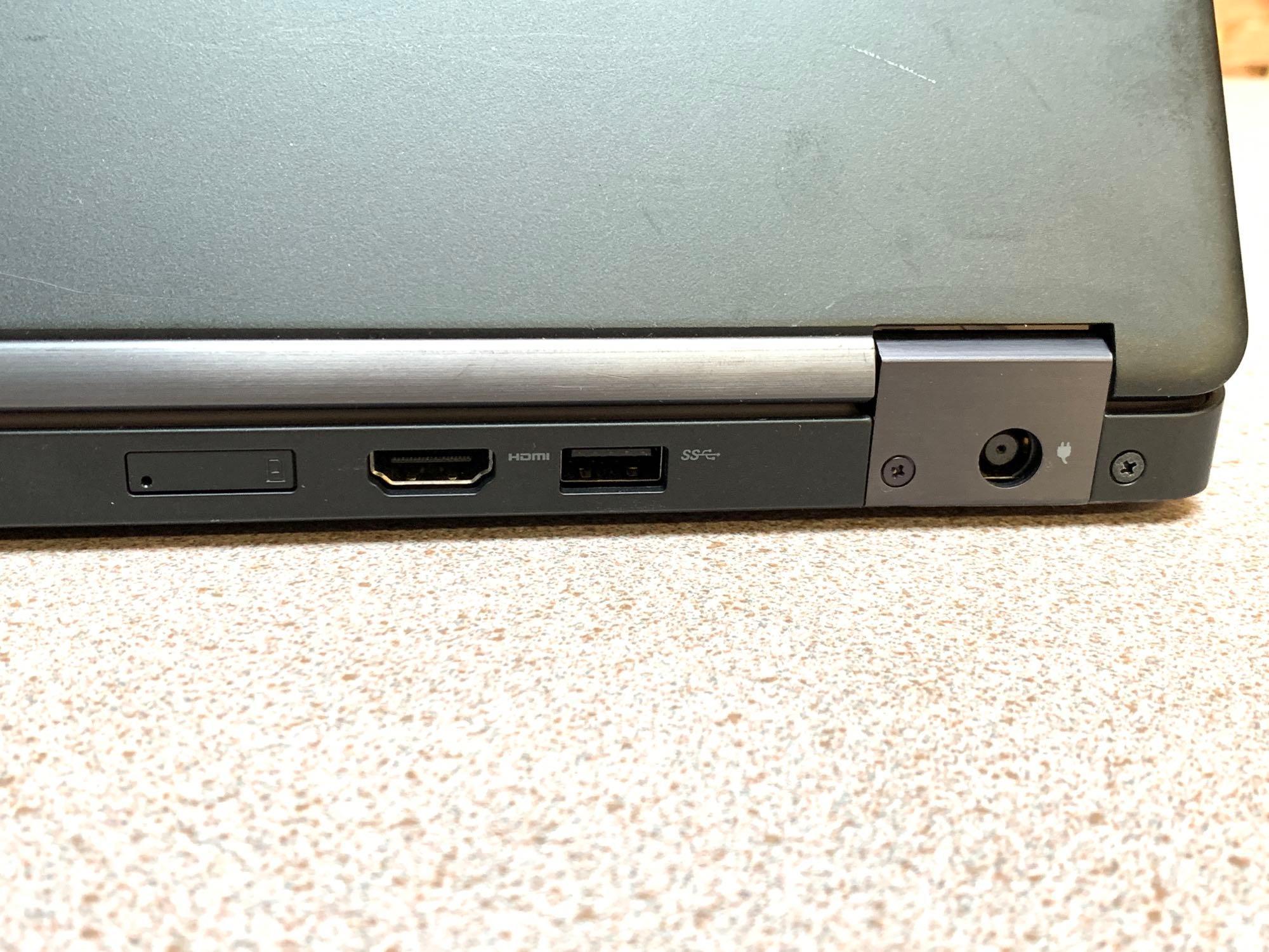 Dell Latitude 5480 14in LCD Laptop Intel i5-7440HQ 2.8GHz 8GB NO HD Wifi/BT