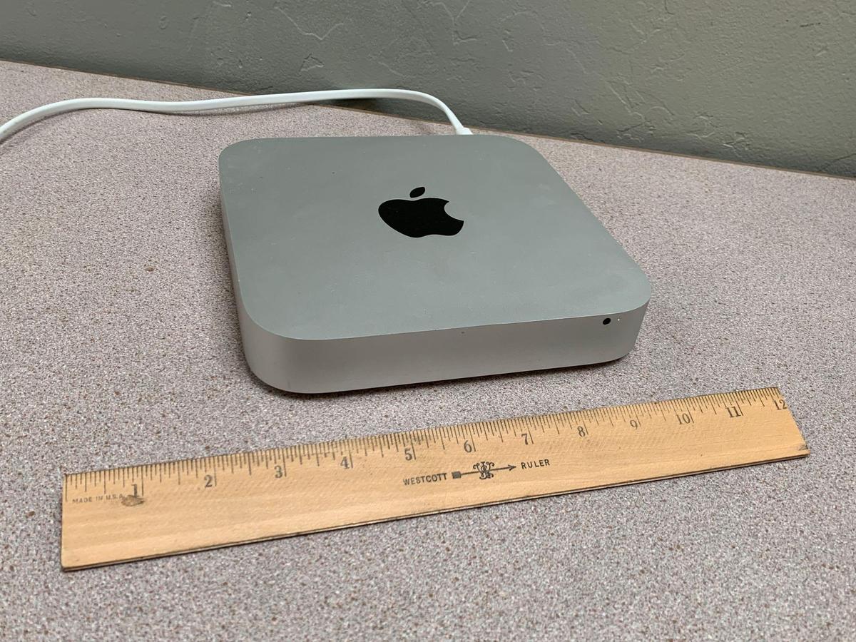Apple MacMini7,1 A1347 Desktop Computer 2.6GHz Dual Core Intel i5 8GB 1TB Mac OS Monterey