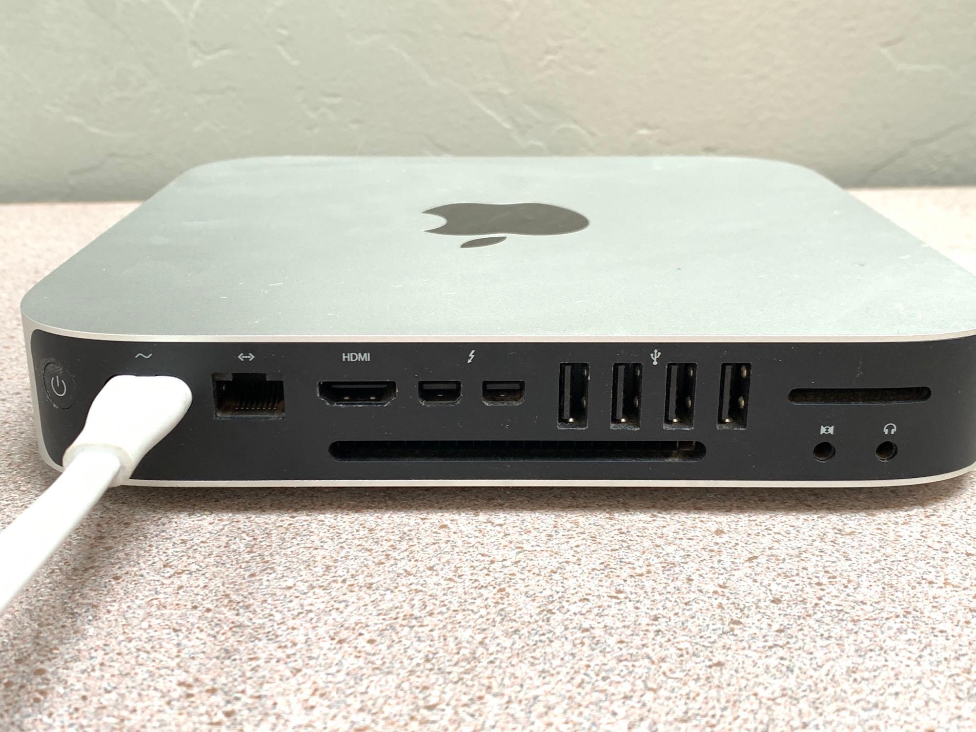 Apple MacMini7,1 A1347 Desktop Computer 2.6GHz Dual Core Intel i5 8GB 1TB Mac OS Monterey