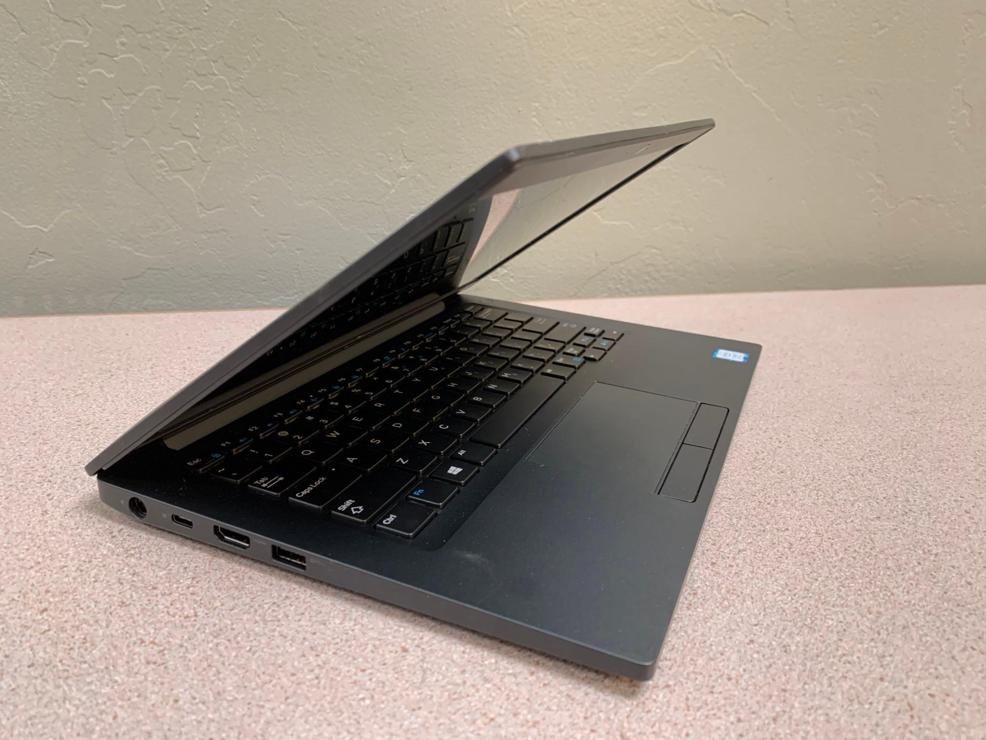 Dell Latitude 7390 13.3" LCD Laptop Intel i7-8650 1.9GHz 8GB 256GB Win 10 Pro