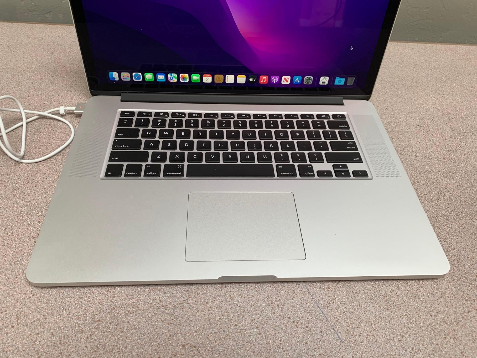 Apple MacBookPro11,5 A1398 15.4" LCD 2.8GHz Quad Core Intel i7 16GB 500GB SSD Mac OS Monterey