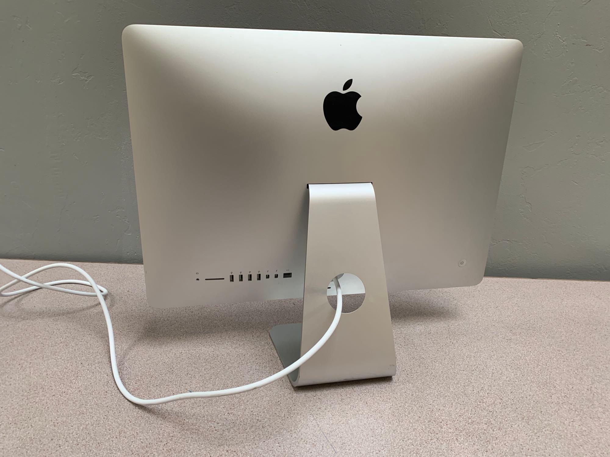 Apple A1418 iMac16,1 AIO 21.5" LCD 1.6GHz Dual Core Intel i5 8GB 1TB Mac OS Monterey