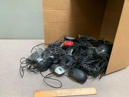 20pcs - Dell Wired USB Mice