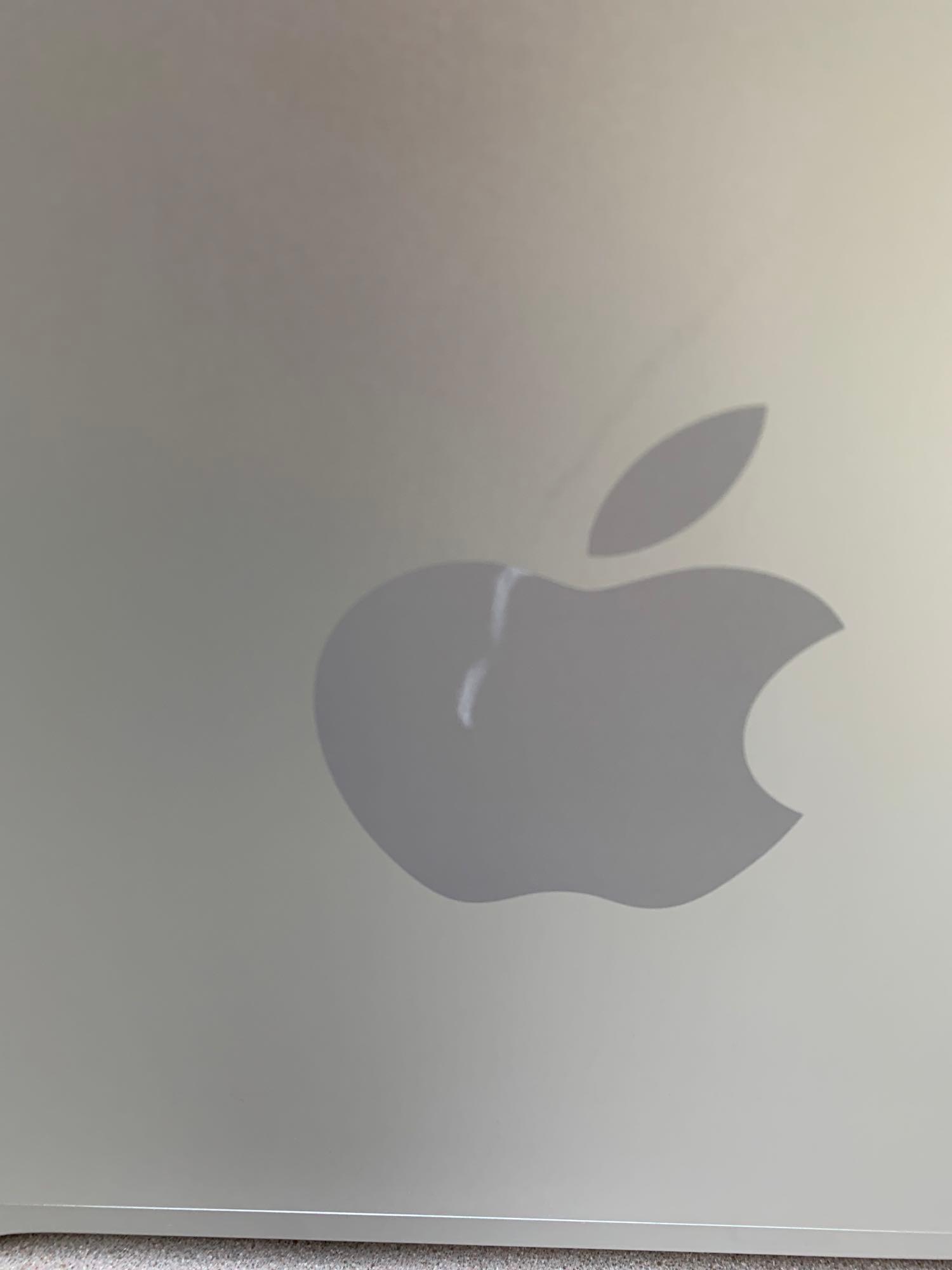 Apple MacPro5,1 Workstation 2x2.4GHz Quad Core Intel Xeon 6GB 1TB El Capitan 10.11.6