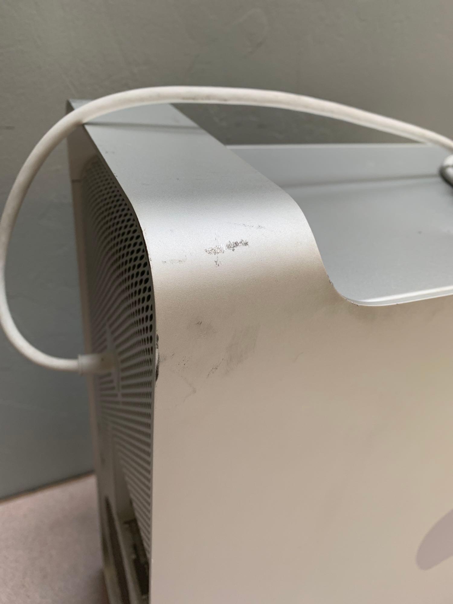 Apple MacPro5,1 Workstation 2x2.4GHz Quad Core Intel Xeon 6GB 1TB El Capitan 10.11.6