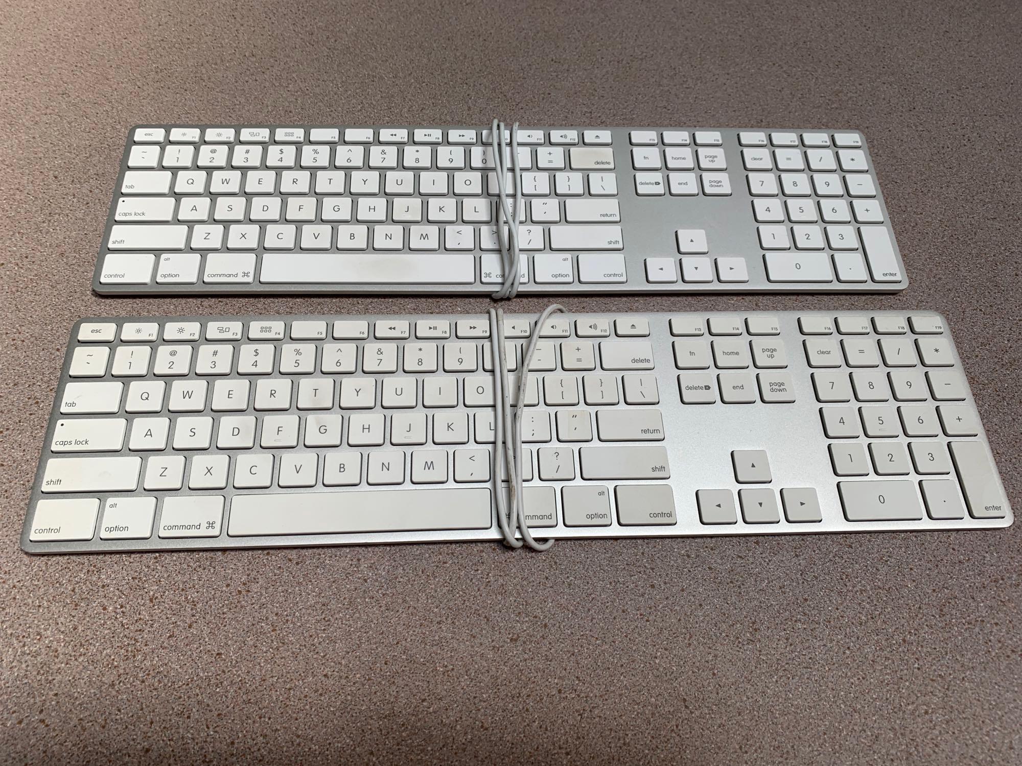 2sets - Apple A1243 Wired USB Keyboard & A1152 Wired USB Mouse