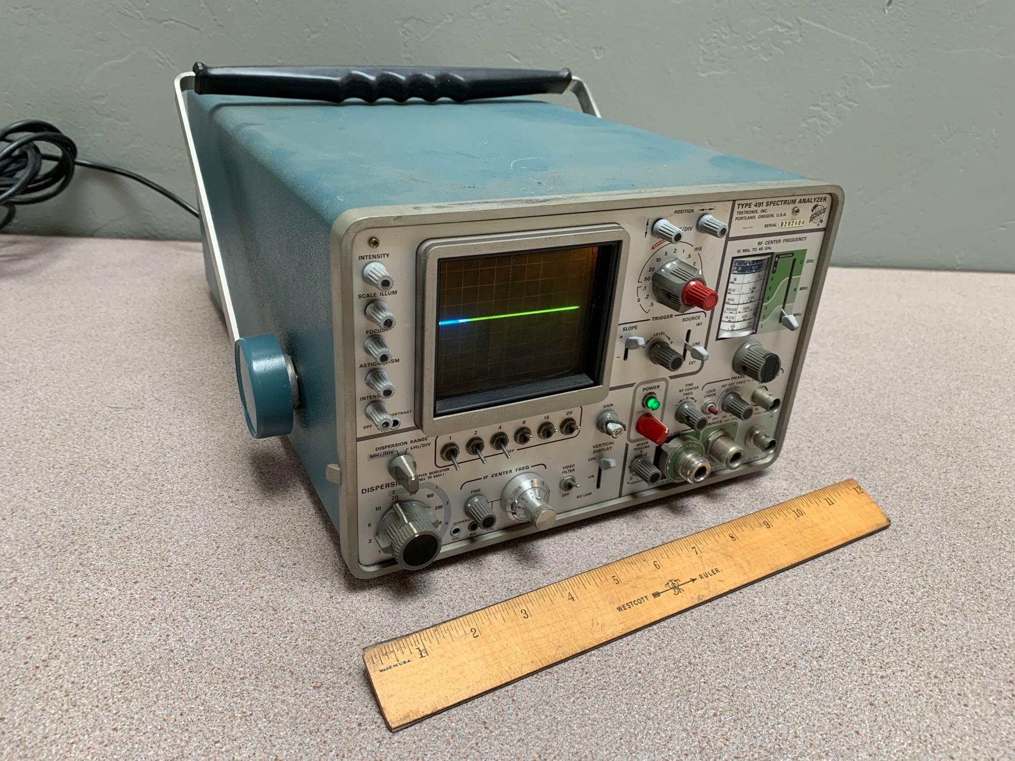 Tektronix Type 491 Spectrum Analyzer 40GHz