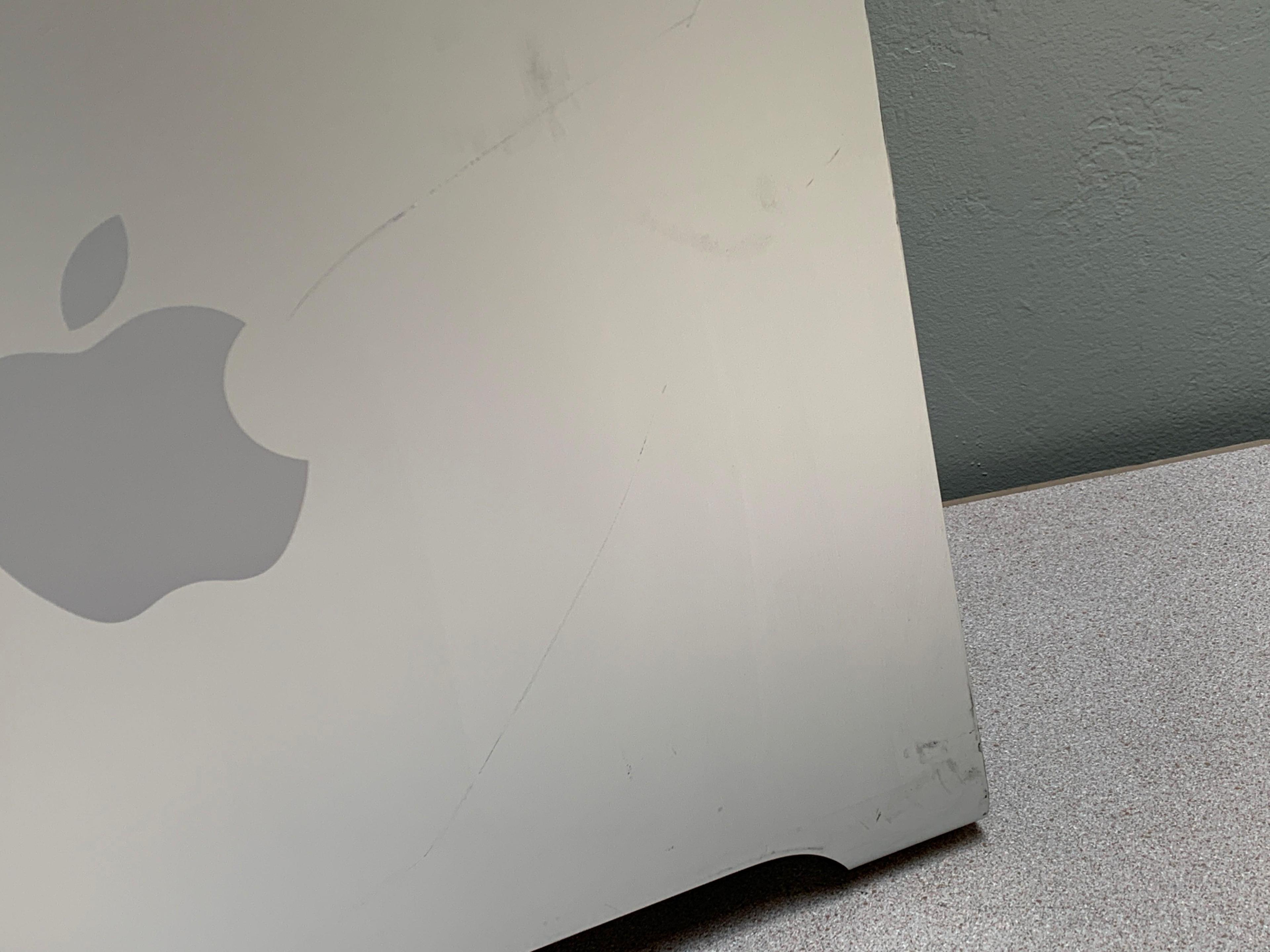 Apple MacPro5,1 Workstation 2x2.4GHz Quad Core Intel Xeon 6GB 1TB El Capitan 10.11.6