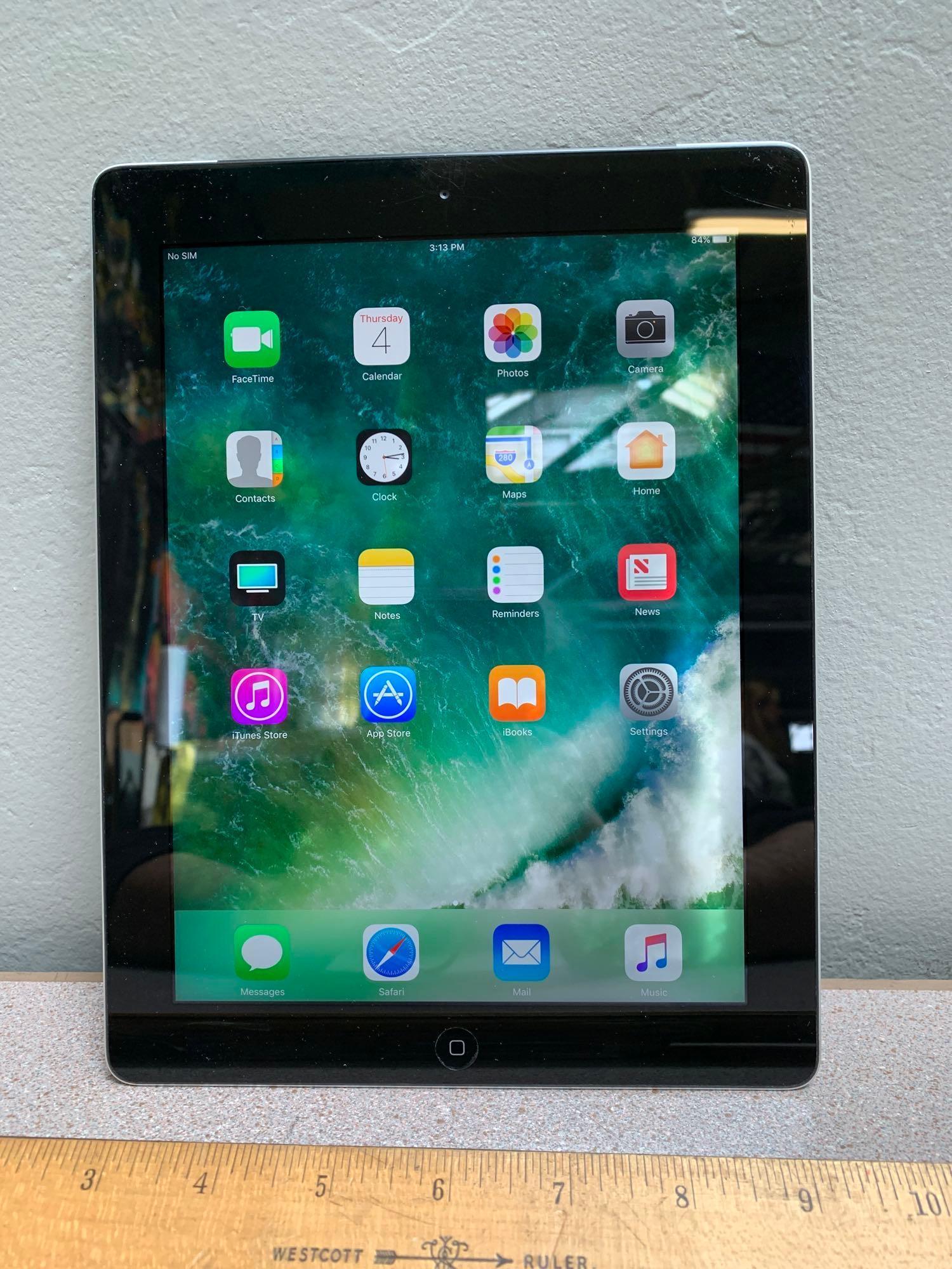 Apple iPad 4th Gen Tablet 9.7" 64GB Wifi + AT&T Cellular
