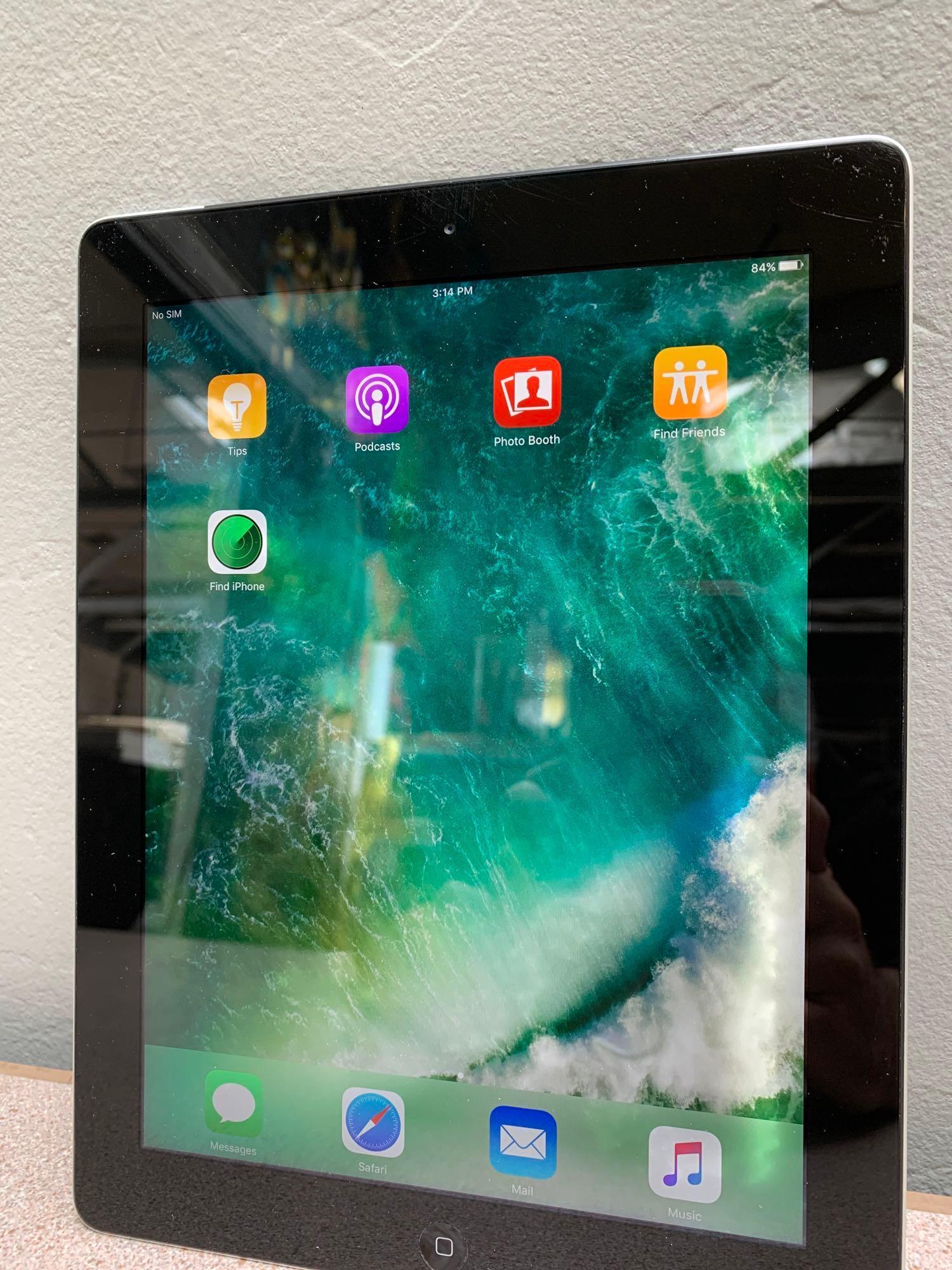 Apple iPad 4th Gen Tablet 9.7" 64GB Wifi + AT&T Cellular