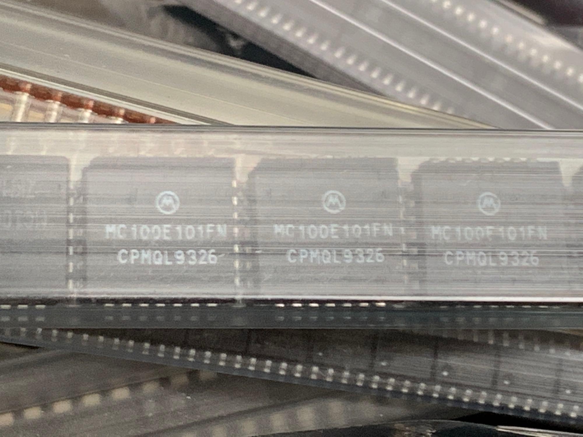 Huge Mixed Electronic / Digital Components / Resistors / Capacitors / GALs / Altera