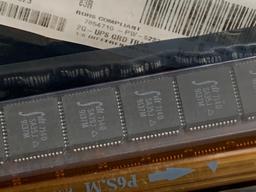 Huge Mixed Electronic / Digital Components / Resistors / Capacitors / GALs / Altera