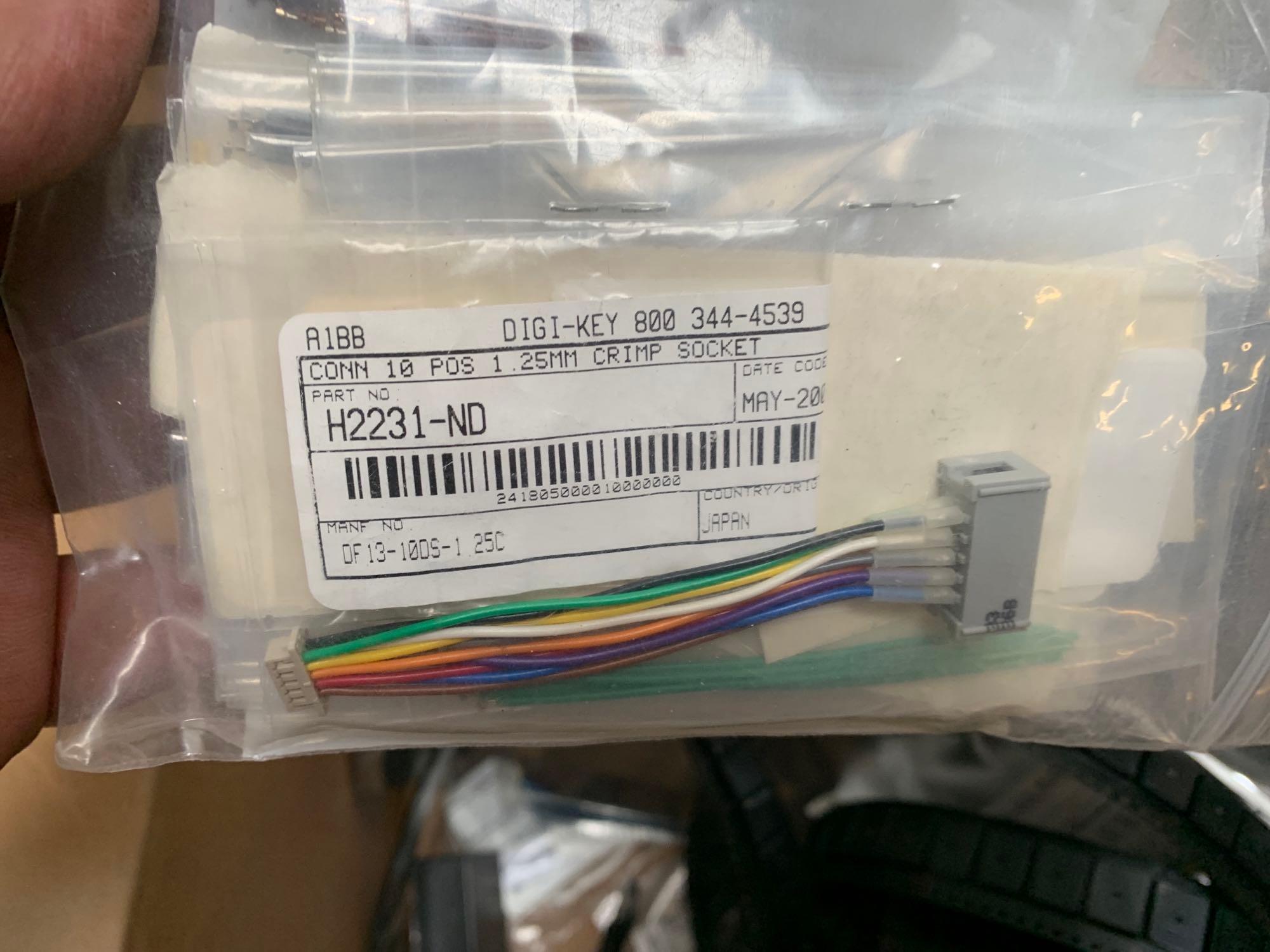 Huge Mixed Electronic / Digital Components / Resistors / Capacitors / GALs / Altera