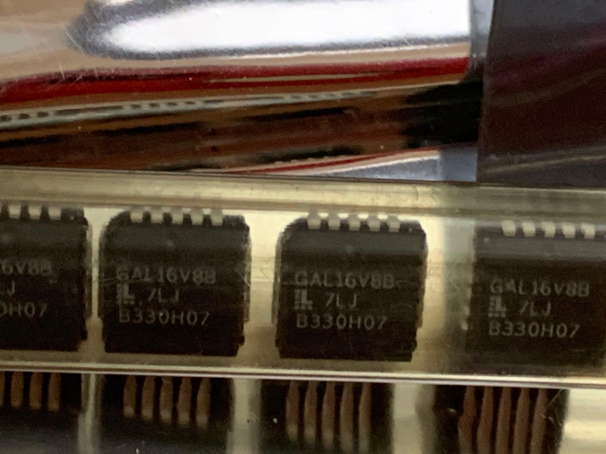 Huge Mixed Electronic / Digital Components / Resistors / Capacitors / GALs / Altera