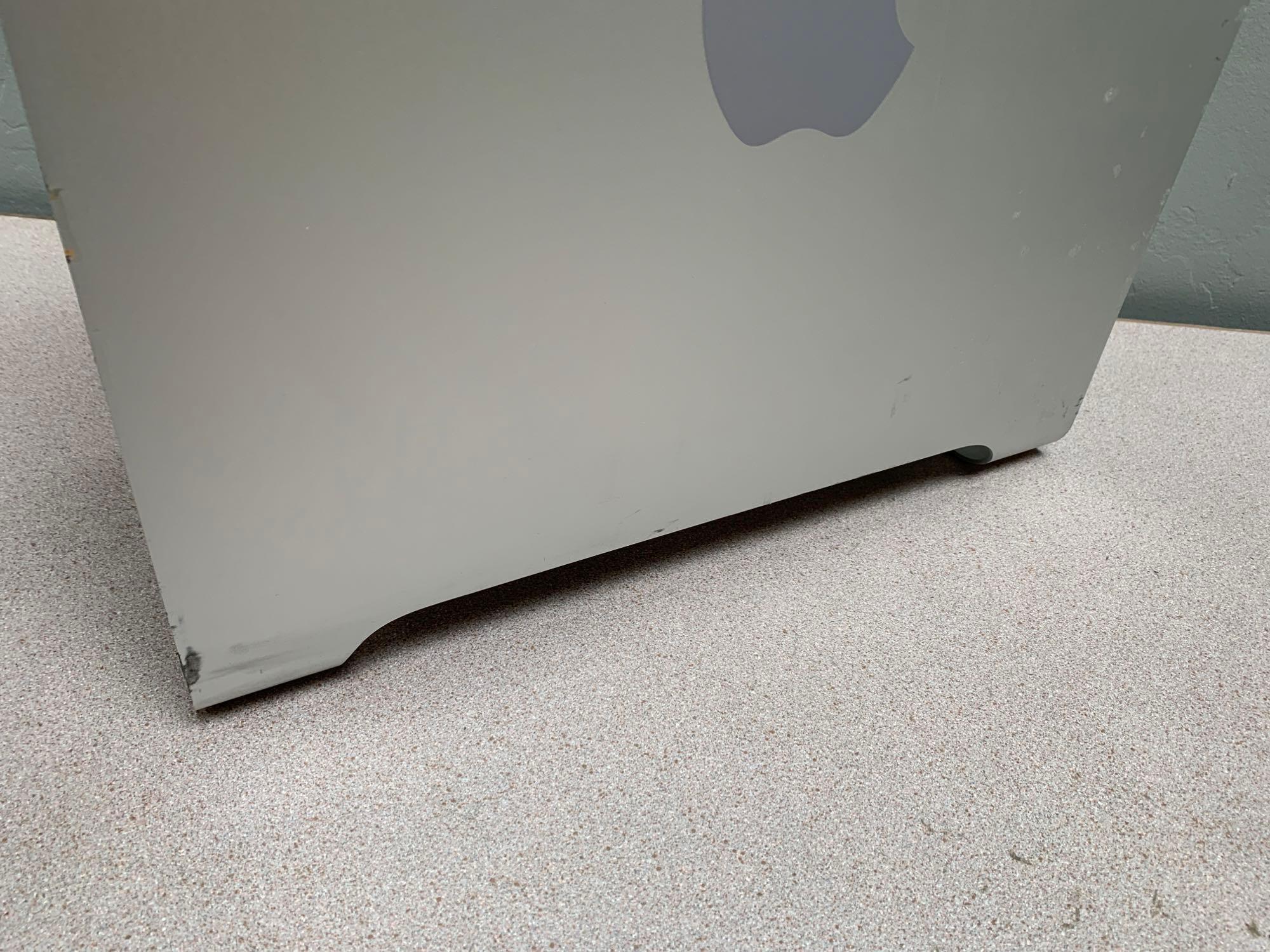 Apple MacPro5,1 8 Core Workstation 2x2.4GHz Quad Intel Xeon 32GB 1TB El Capitan 10.11.6