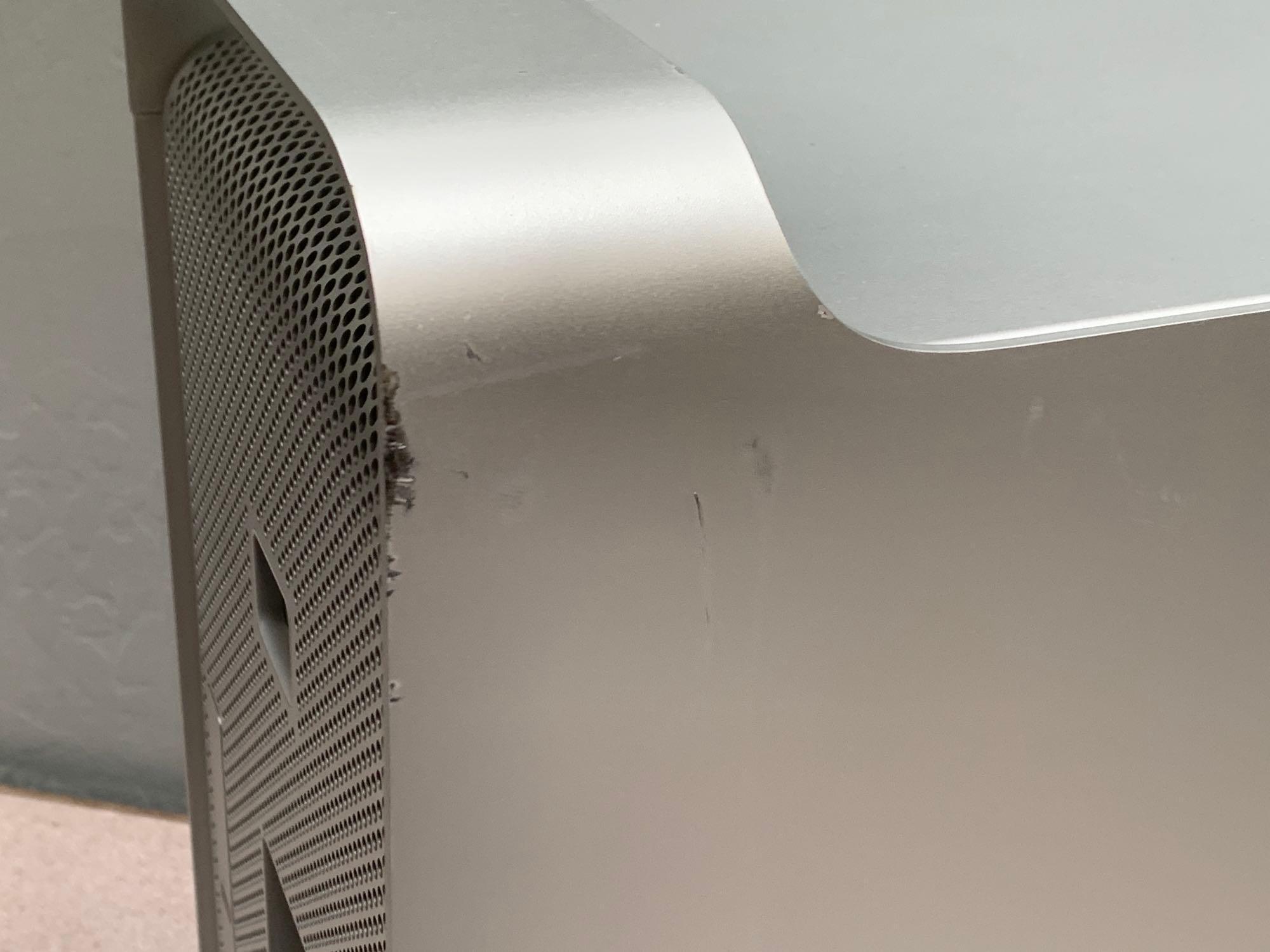 Apple MacPro5,1 8 Core Workstation 2x2.4GHz Quad Intel Xeon 6GB 1TB El Capitan 10.11.6