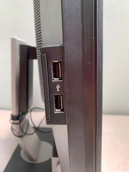 Dell 22" LCD Computer Monitor P2210t