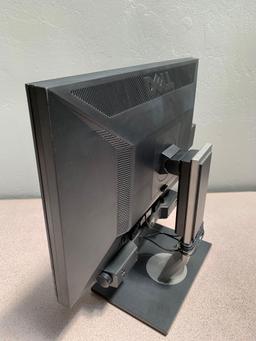 Dell 22" LCD Computer Monitor P2210t