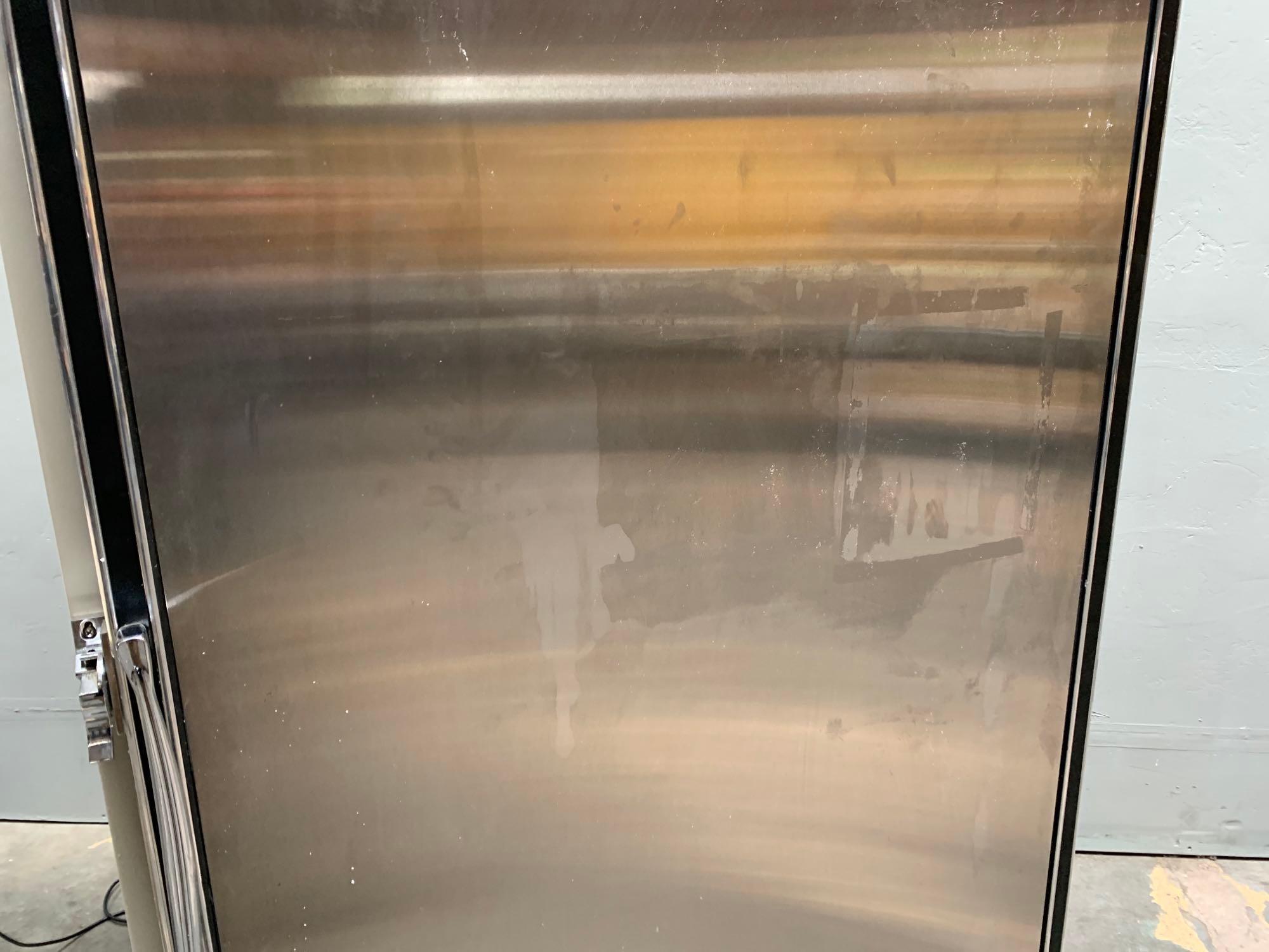 Thermo Forma 3950 Reach-In CO2 Incubator