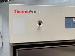 Thermo Forma 3950 Reach-In CO2 Incubator