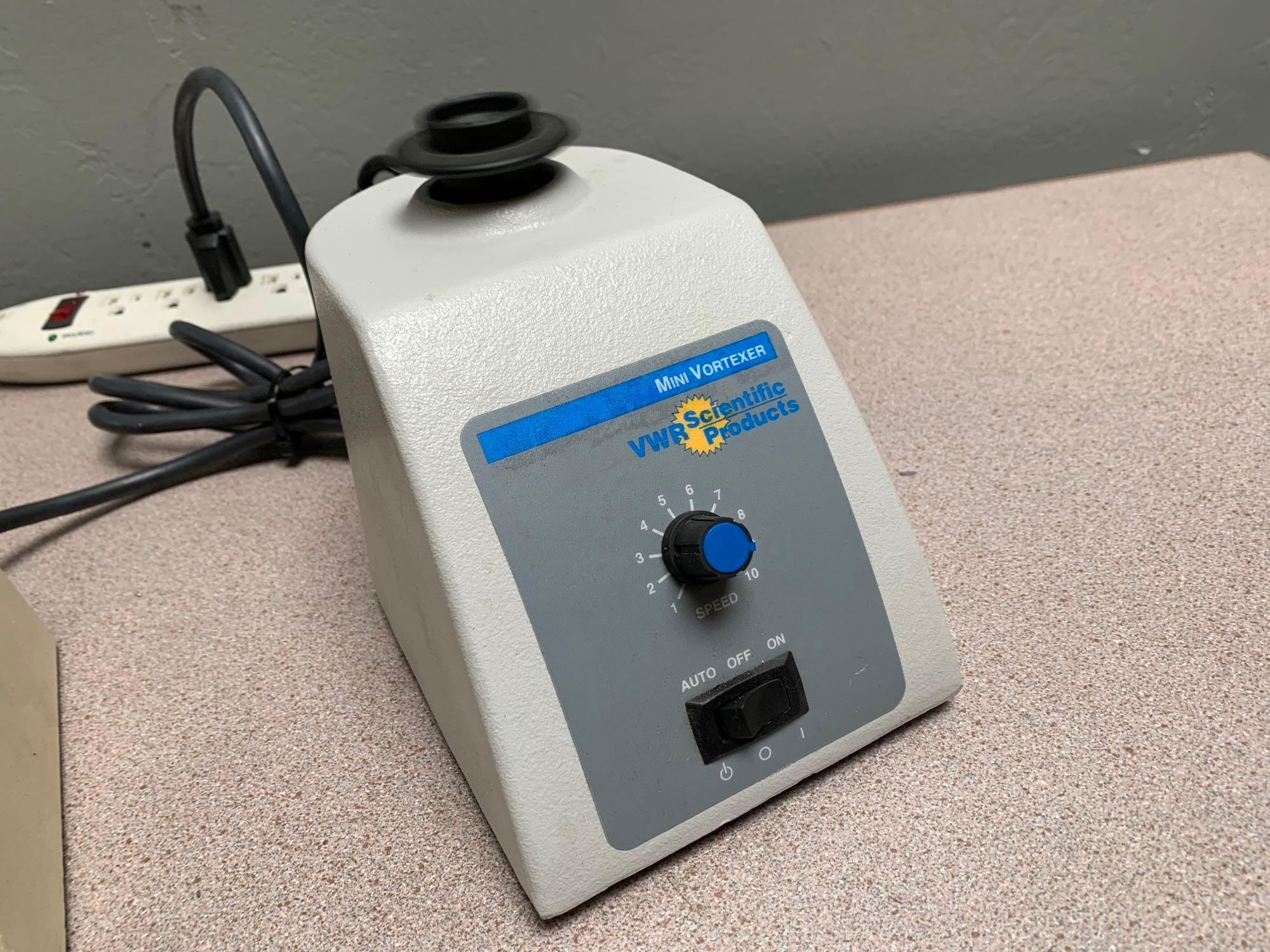2pcs - Laboratory Vortex Mixers VWR / American Scientific