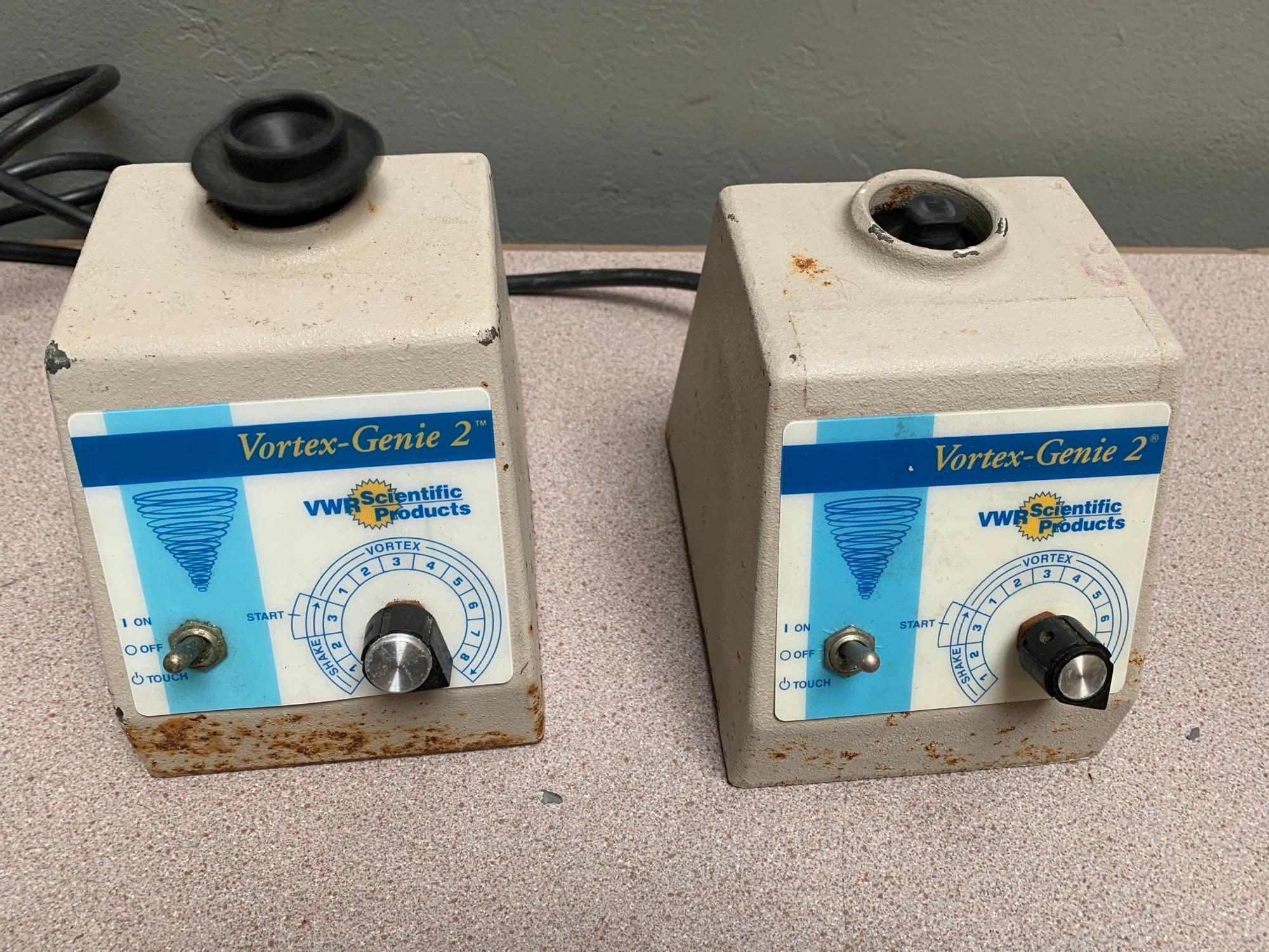 2pcs - VWR Scientific Vortex Mixers / Vortex Genie 2