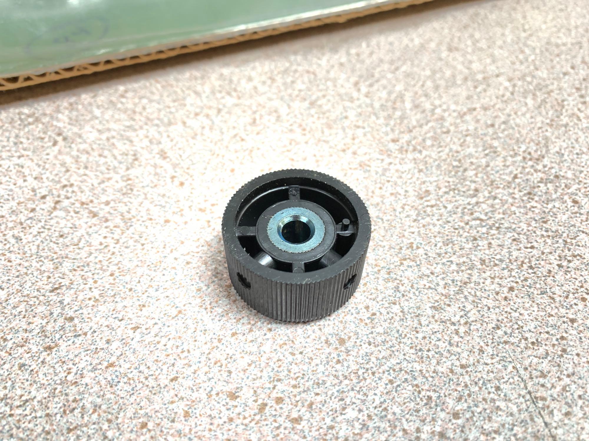 665pcs - Universal Plastic Knobs
