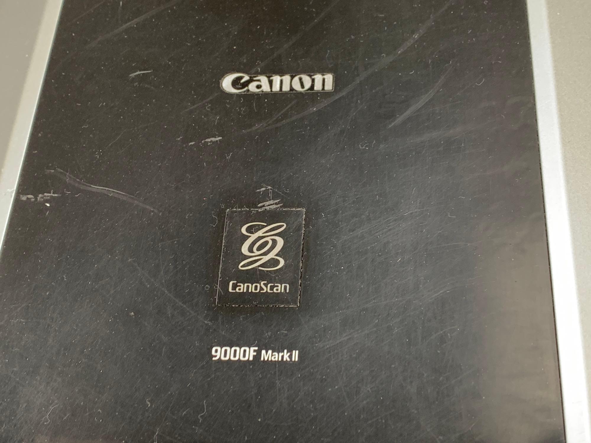 Canon 9000F Mark II FlatBed Photo / Film / Negative / USB Document Scanner