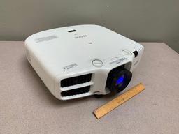 Epson PowerLite Pro G6470WU 4500 Lumens LCD Video Projector