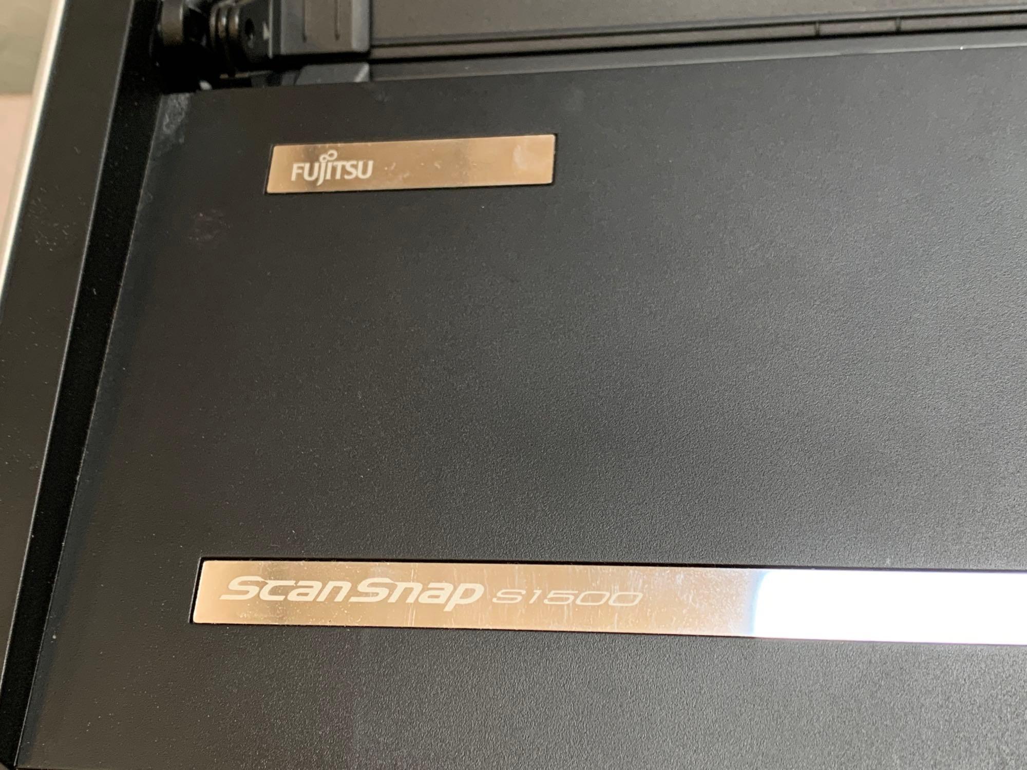 Fujitsu ScanSanp S1500 Color / Photo Documents USB Scanner