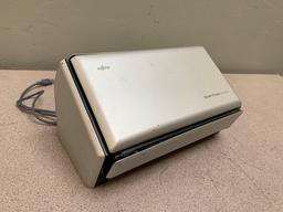 Fujitsu ScanSanp S1500 Color / Photo Documents USB Scanner