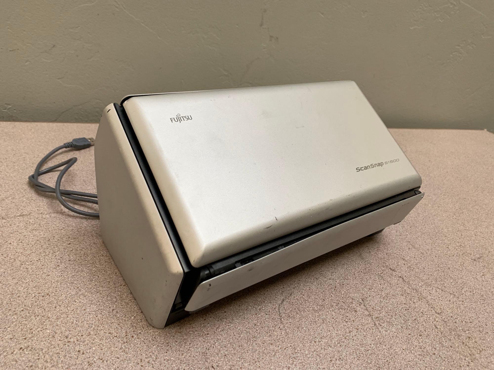 Fujitsu ScanSanp S1500 Color / Photo Documents USB Scanner