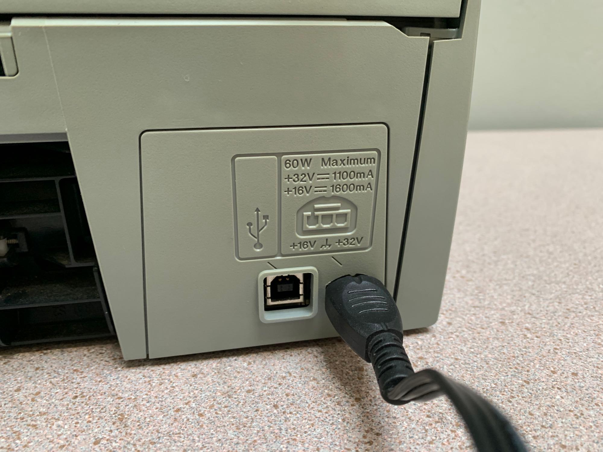 HP PSC 1610 AIO Multifunctional Printer / Scanner / Copier