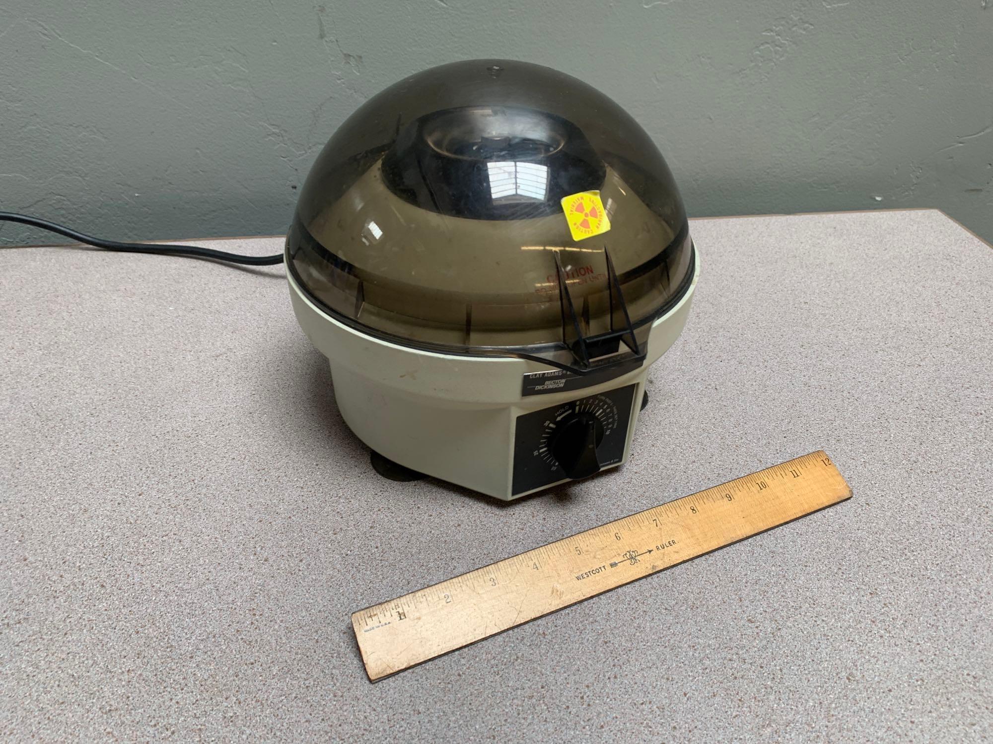 Clay Adams 420225 Compact II Centrifuge