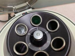 Clay Adams 420225 Compact II Centrifuge
