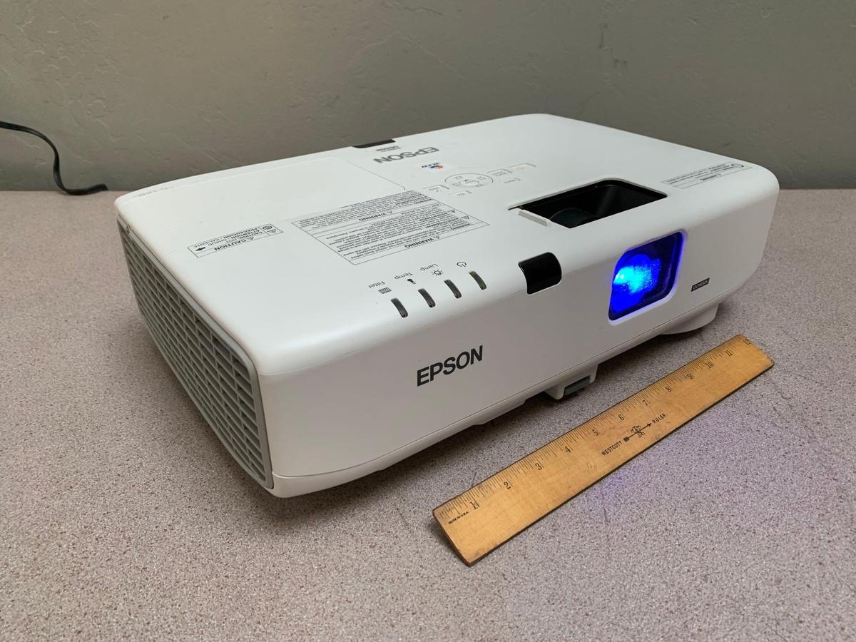 Epson PowerLite D6155W H396A 3500 Lumens LCD Video Projector