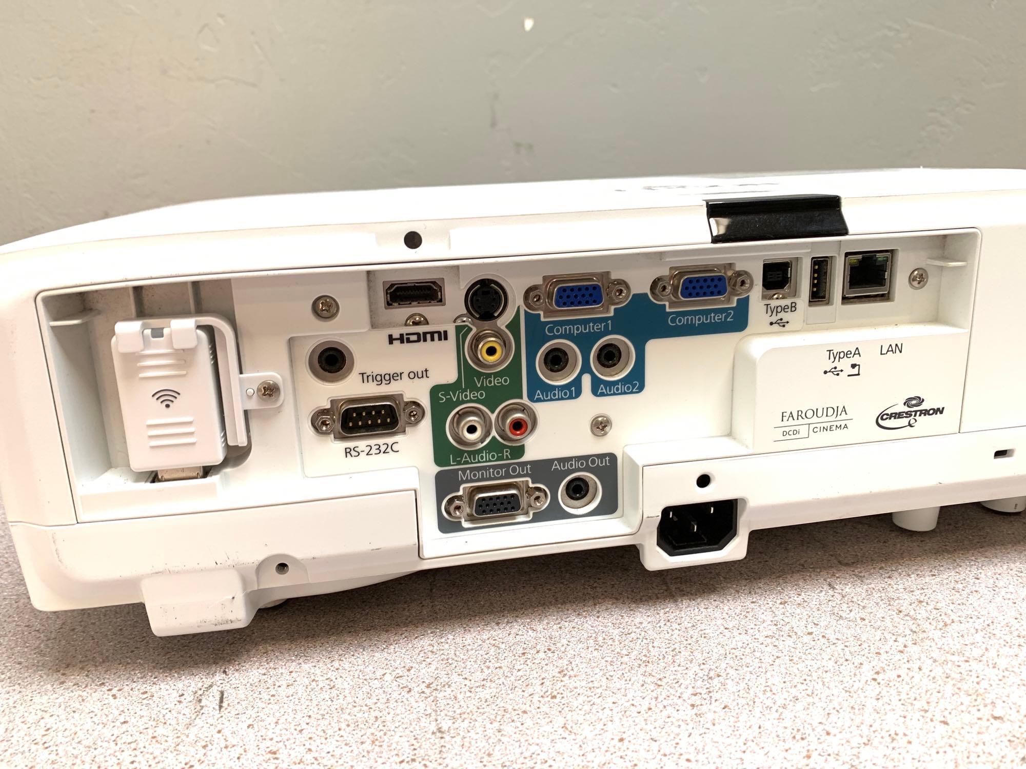 Epson PowerLite D6155W H396A 3500 Lumens LCD Video Projector