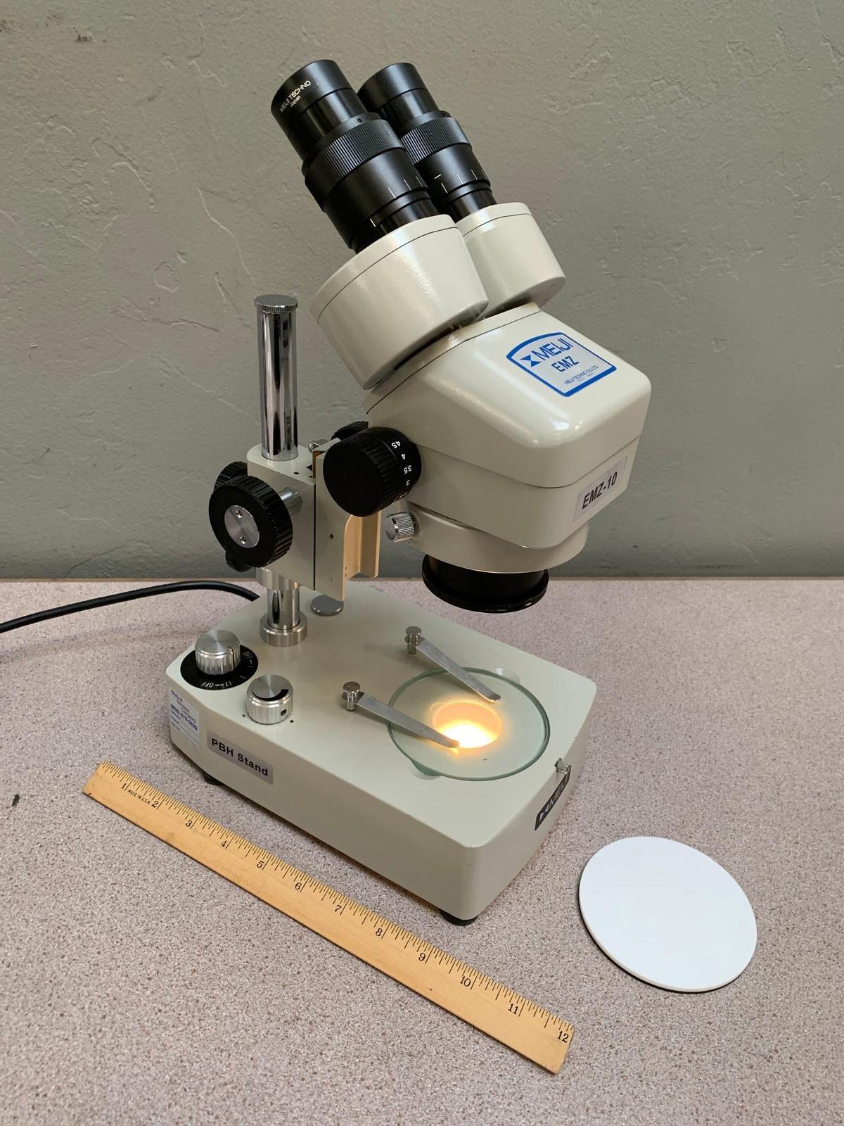 Meiji Techno EMZ-10 Binocular Zoom Stereo Microscope