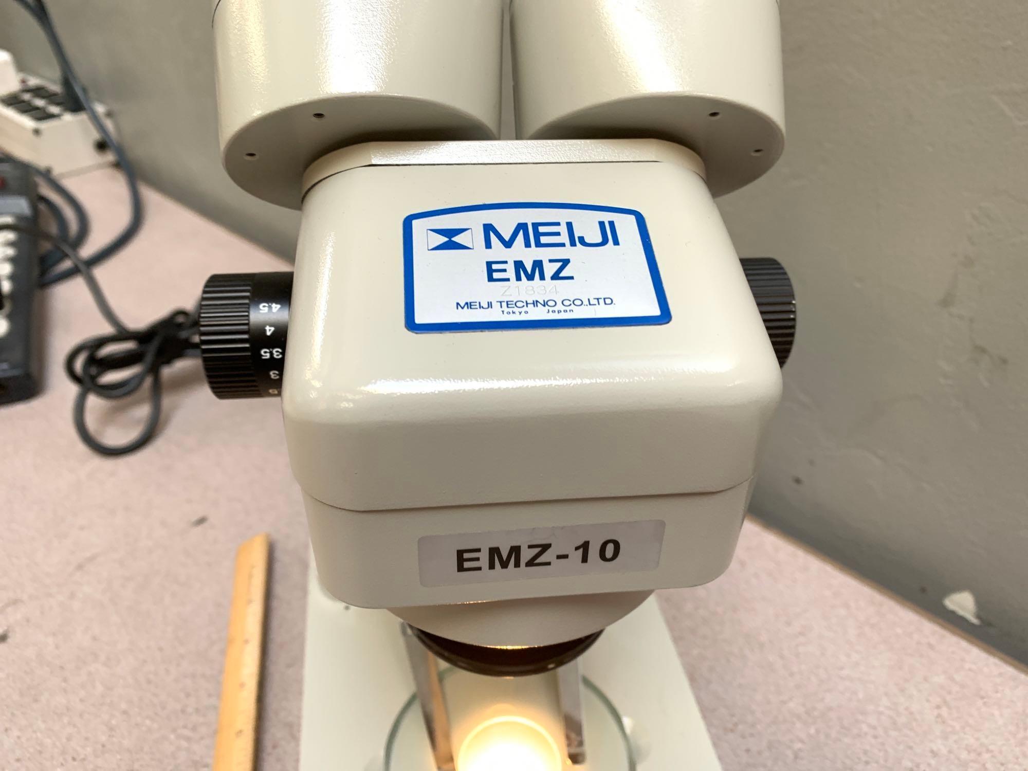 Meiji Techno EMZ-10 Binocular Zoom Stereo Microscope