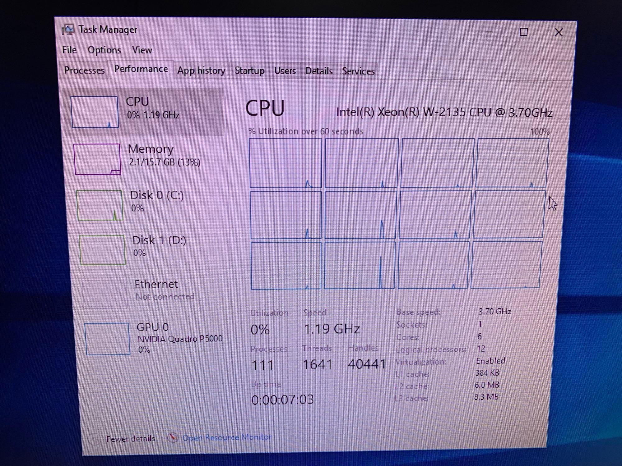 Dell Precision 5820 Tower 6 Core Xeon W-2135 3.7GHz 16GB 1TB SSD nVidia Quadro P500 16GB Win 10