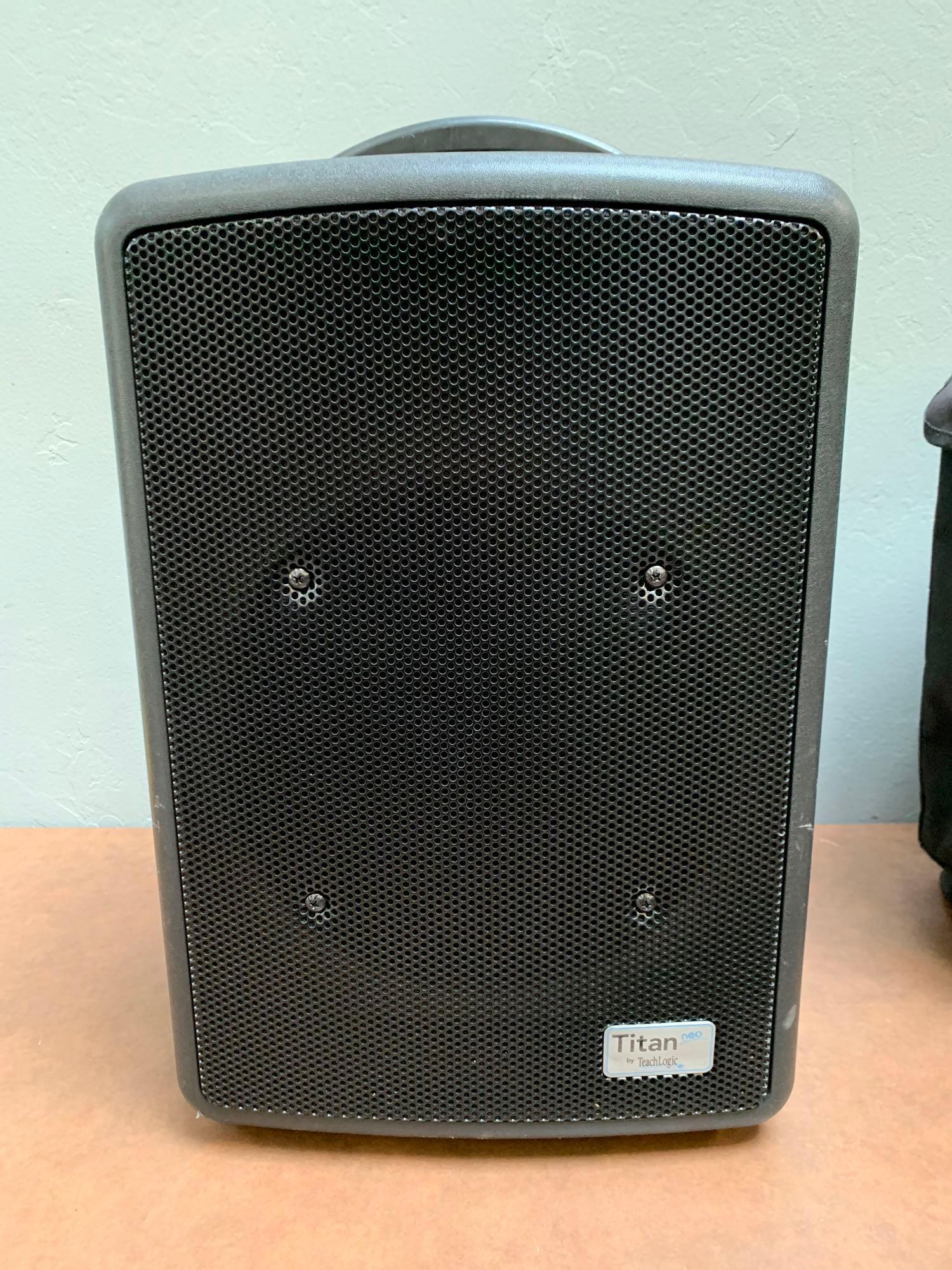 TeachLogic Titan PA-800 Wireless Portable Sound System