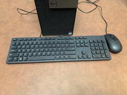 Dell Optiplex 7040 mini Tower PC Intel i7-6700 3.4GHz 16GB DDR4 250GB SATA Win 10