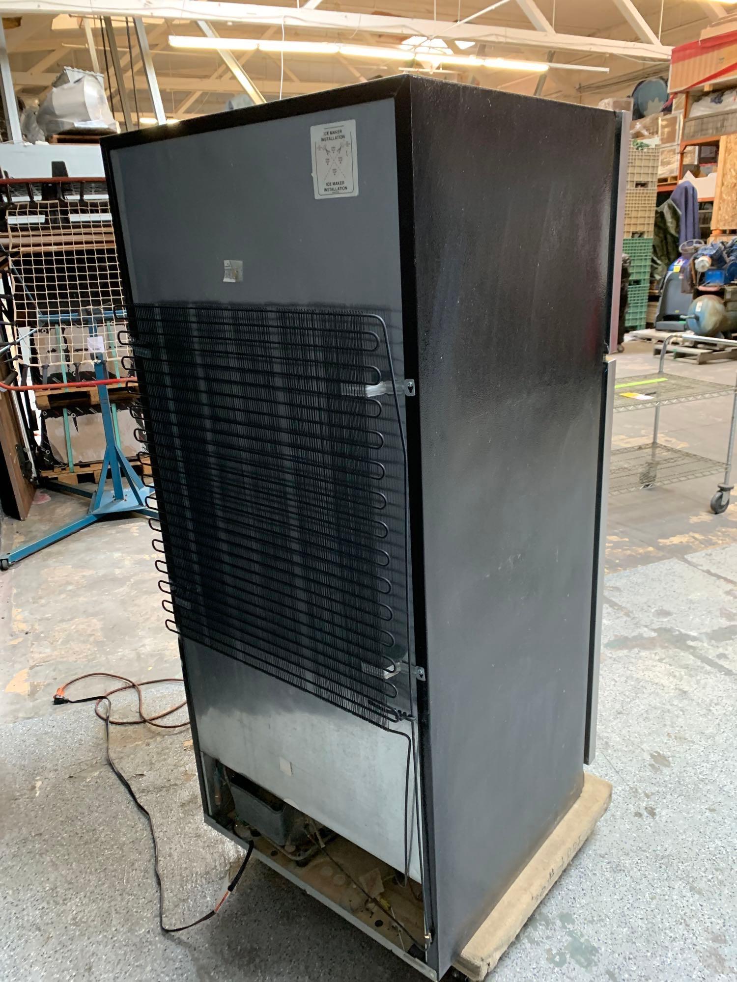 Kenmore 253.6481340E Refrigerator