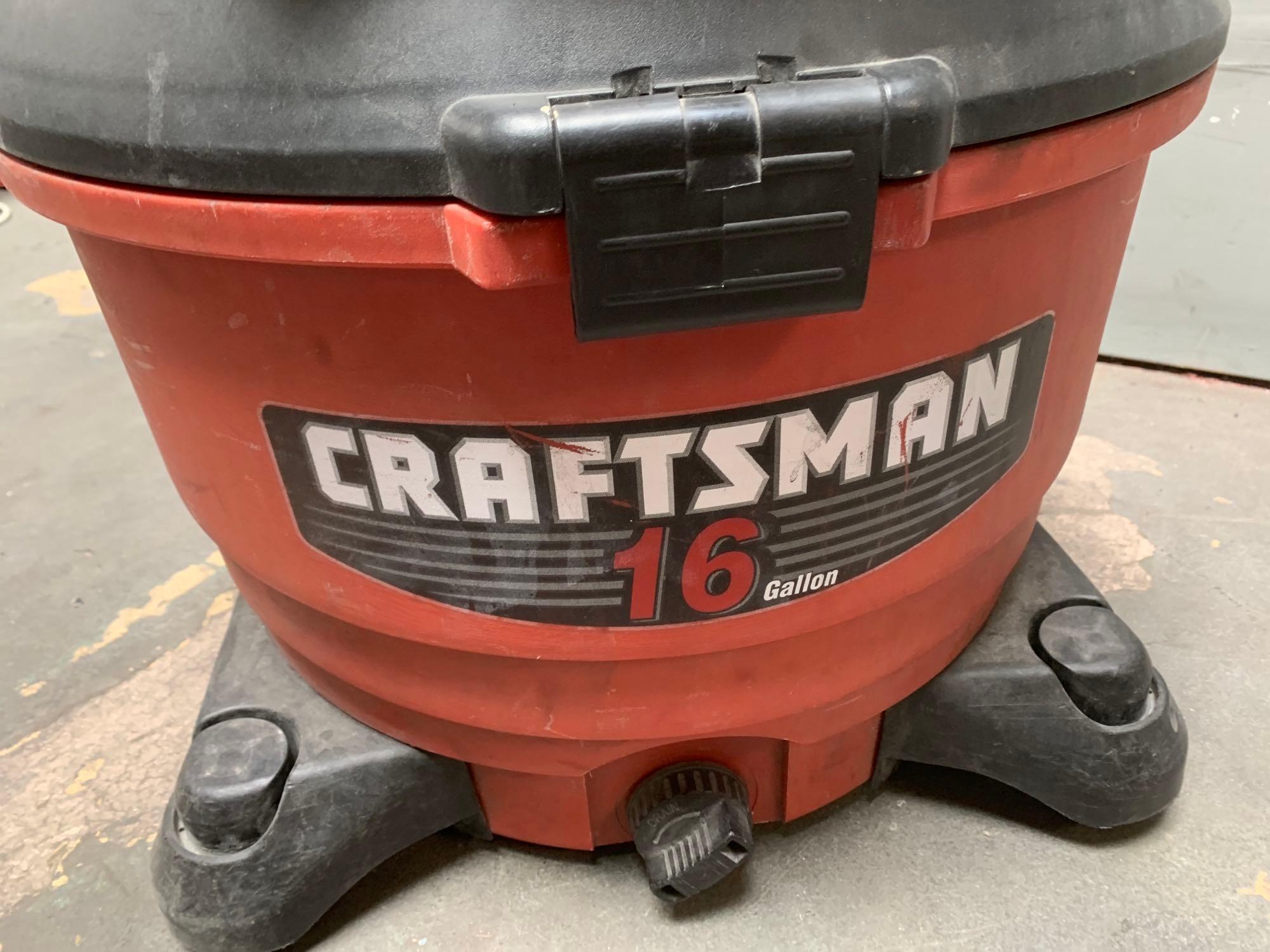 Craftsman Wet / Dry Shop Vacuum 16 Gallons